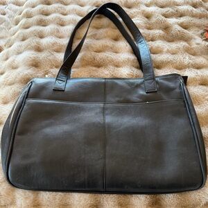 Classic Volare Group Black Leather Computer Bag